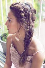 Doch auf hochzeiten stecke ich sie mir meist ein bisschen zurecht, um nicht. Die 50 Schonsten Hochzeitsfrisuren Fur Braute Brautjungfern