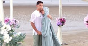 Cemburu seorang perempuan is making me cry in almost every episode omg such a good drama #cemburuseorangperempuan. Real Dan Penuh Emosi Lakonan Amar Baharin Dan Amyra Rosli Dalam Drama Cemburu Seorang Perempuan Dipuji Netizen