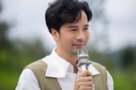 Nam diễn viên Đoàn Minh Tài: Tìm được bến đỗ cuộc đời bên nữ bác sĩ kém 16  tuổi