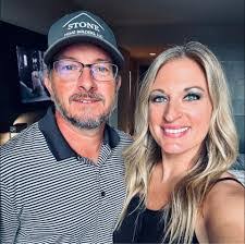 Amber Halfacre's Instagram, Twitter & Facebook