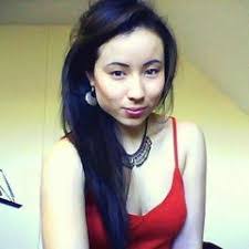 Emily Cope's Instagram, Twitter & Facebook