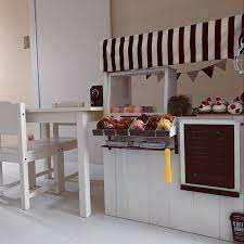 l0veさんのlounge ikea 100均 diy おままごとキッチン キッズスペース ドーナツ屋さん 海外インテリアに憧れる 子供と暮らす アイスクリーム屋さん ジョイントマット 白に関する部屋写真 インテリア 部屋 インテリア キッズスペース