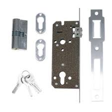 Sudah saatnya beralih dari kunci pintu rumah konvesional ke teknologi canggih dan modern. Gambar Slot Pintu Kupu Tarung