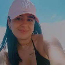 Cristina Junqueira, cofundadora do Nubank, se tornou a primeira mulher  brasileira a aparecer visivelmente grávida na capa de uma revista de  negócios. A edição da Forbes deste mês lista as mulheres mais