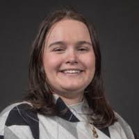 Cassie Markham's Instagram, Twitter & Facebook