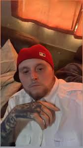 Something I noticed about Riley in Talk to Me (spoiler) : r/A24