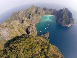 With options to book now and pay when you stay, you have peace of mind. Die Phi Phi Inseln Segeln In Phuket Katamaran Charter Segeln In Phuket Katamaran Charter