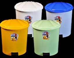 Cosuri de gunoi cu pedala preturi mici la hornbach! Cos Gunoi Cu Pedala 10 L Sterk Utilul