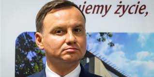 Jarubas, Rotfeld, Gilowska, Orłowski, Kluska. To niektóre z nazwisk  Narodowej Rady Rozwoju przy prezydencie Dudzie. ZOBACZ PEŁNĄ LISTĘ