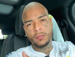 The autopsy performed on mc kevin's body on monday morning showed that the brazilian singer had 13 fractures on his body after falling. Mc Kevin Morre Aos 23 Anos Funkeiro Caiu Do 5Âº Andar De Predio Popline
