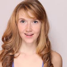 Meredith Perryman's Instagram, Twitter & Facebook