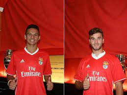 Find out all projects and works of gonçalo ramos on archilovers. Benfica Dois Juvenis Assinam Contrato Profissional Maisfutebol