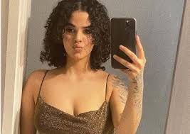 وقال زوج رهف القنون عبر ستوري في انستغرام : دائما ما رغبت بعمل فحص الـ dna لكنني احببت ابنتي كثيرا، كنت خائف انني سأخسرها ولكن أمها كررت أنها لا تريد ابنتها والآن افهم لماذا لا تريدها. Tqyogr0hlp4yjm