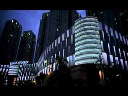 The World S Largest Led Illuminated Facade Mal Taman Anggrek Jakarta Indonesia Facade Mall Facade Facade Lighting
