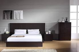+ 4 piece bedroom set of king bed with dresser and two night stand. Modern Bedroom Furniture Sets Storiestrending Com