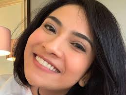 Potong Rambut, Vanessa Angel Disindir soal Baju Seksi