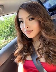 Latina Brown's Instagram, Twitter & Facebook