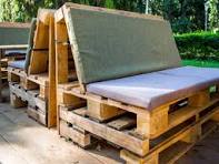 810+ fotos de stock libres de derechos de Muebles Con Palets ...