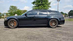 While the rest of the industry has forgotten wagons, dodge offers a looker with personality and performance. Supercharged Manual Swapped Dodge Magnum Srt 8 For Sale