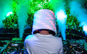 Download Wallpapers 4k Dj Marshmello Night Club Concert Fans Progressive House Besthqwallpapers Com Dj Dj Electro Dj Music