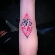 inktalktattoostudio tattooist 墨言恩 inktalktattoo 幾何點刺作品心臟heart 網路 電話不報價 討論請先預約 墨言刺青 byappointmentonly in tattoos triangle tattoo geometric tattoo