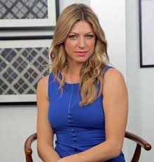 Jes Macallan Bio Wiki Age Height Husband Jason Gray And Net Worth