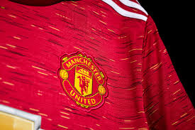 Get all the breaking manchester united news. Man Utd New Kit Red Devils Unveil Stunning 2020 21 Home Shirt Produced By Adidas Which Will Be Worn For First Time This Week