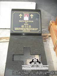 Memproduksi nisan kuburan kristen, model batu nisan kristen terbaru, batu nisan batak, batu nisan kristen, desain nisan kristen, model nisan kristen harga murah dan berkualitas Kuburan Kristen Granit Granit Kristen Makam