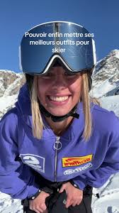 @SCUFFERS ;) #fyp #pourtoi #ski #skiergirl #foryoupagе #harlautapparel  #neige #outfit