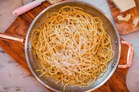 This Is Hands Down The Best Garlic Noodles Recipe Garlicky Savory Cheesey Yet Has Asian Twist This Garlic Noodles Recipe Garlic Noodles Seonkyoung Longest