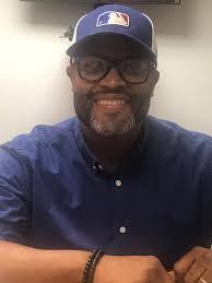 Raul Casanova's Instagram, Twitter & Facebook