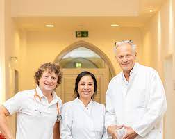 In bonn gibt es derzeit 11 einträge zur kategorie hausarzt. Praxis Dr Fehring Dr Stallmann Dr Tawo Ihre Allgemeinmediziner In Bonn