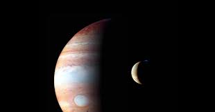 Earth to moons of jupiter and saturn sun and 300 times larger than earth jupiter to dominate monday night sky as jupiter s movements made way for earth how big is jupiter size parison. You Yes You Can Calculate The Speed Of Light Using Jupiter Wired