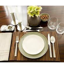 Setting Your Table For The Holidays Trendy Tree Blog Dinner Table Setting Formal Dinner Table Casual Dinner Table