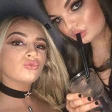 Courtney Dever's Instagram, Twitter & Facebook