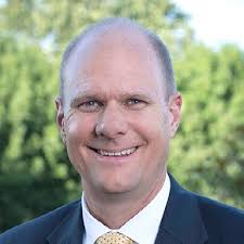 A NOTE FROM EDUCATION REIMAGINED Kelly Young, Executive Director EAGLE ROCK  SCHOOL Profile of their Learning Environment Convers