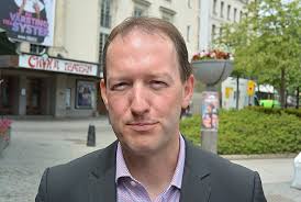 IFS' Anthony Bourne: ”AI händer nu ̶ dags satsa på konkreta projekt”