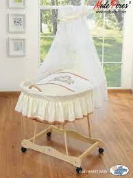 Un Bel Cestino La Piu Grande Culla Sul Mercato Un Colore Bianco Di Vimini E Legno Il Set Include Set Completo Di Bian Biancheria Da Letto Passeggini Sdraio