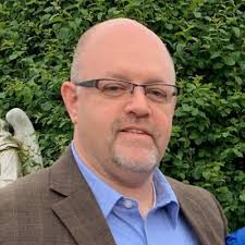 Daniel Senda (@senda_daniel)