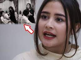 Pesinetron sekaligus penyanyi ini justru memilih sendiri. Prilly Minta Pacar Tanggung Jawab Joss Co Id