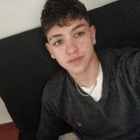 10+ perfiles de «Dante Guzman»