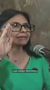 #TPNOTICIAS Delcy Rodríguez jura como presidenta de Venezuela en la  Asamblea Nacional. La hasta ahora vicepresidenta de Maduro ha jurado el  cargo con “dolor por el secuestro de dos héroes que tenemos ...