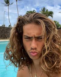 can't wait to be back home sitting next to my pool in the warm sun and  humid air:)