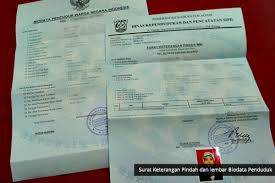 Pengurusan surat pindah ini bertujuan untuk memperbarui database di dinas kependudukan dan pencatatan sipil (disdukcapil) serta berikut alur mengurus surat pindah datang di domisili baru: Mengurus Kartu Keluarga Kk Baru