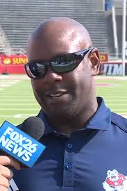 One-on-one chat with interim Fresno State football coach Tim Skipper