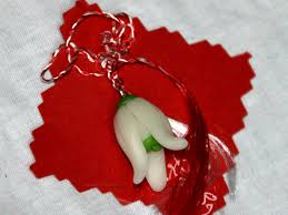 Elevii care activează ca voluntari la centrul de tineret negreşti poze. Un Martisor In Dar