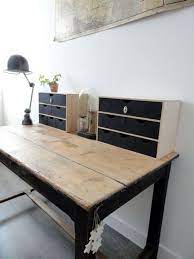 voila l idee pour utiliser ma table fermiere j adore la couleur et j ai la lampe qui va bien aussi la jielde relooking meuble meuble deco mobilier de salon