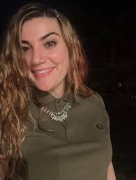 Hi if you could stay in Rome and Florence which would you spend more time  in?