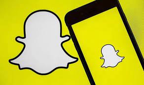 Once you close the snapchat app in the multitasking mode, ios will clear cache data automatically. Snapchat Down Today Snapchat Not Opening And App Crashing Login Servers Express Co Uk