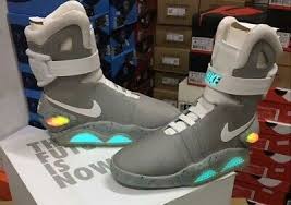 Nike Air Mag Back To The Future For Sale Nike Mag Latest Nike Mag For Sales Nike Nikemag Nike Air Mag Nike Casual Shoes Nike Mag